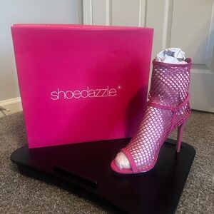 Shoe Dazzle Vibrant Pink Mesh Heels